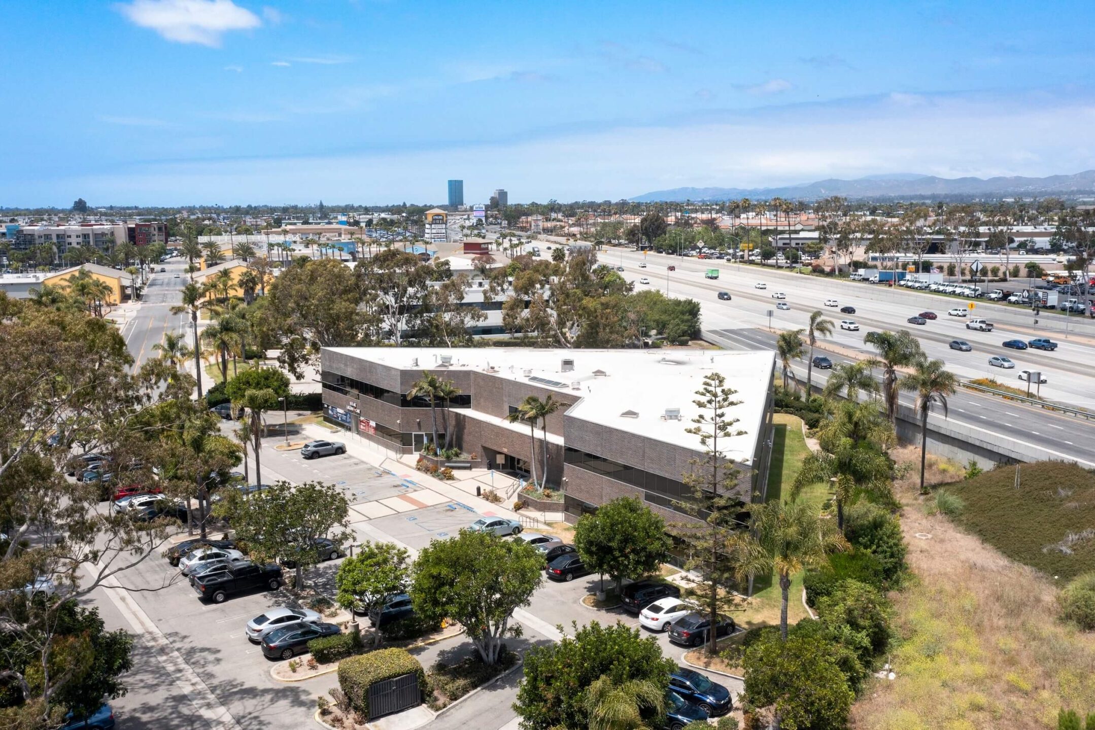 2200 Solar Dr, Oxnard, CA 93036